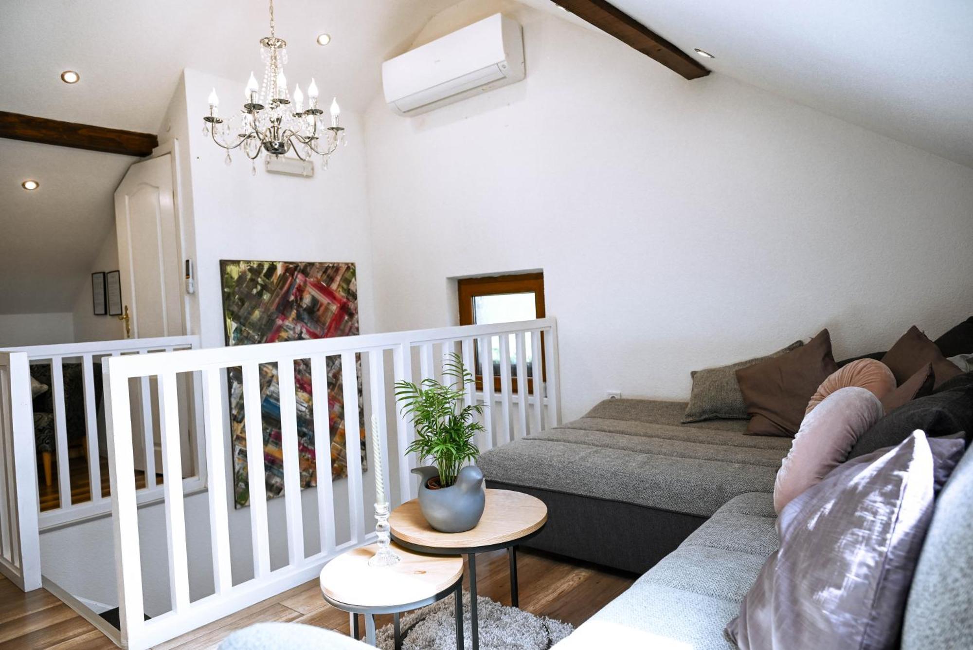 Villa House Wisteria Rakovica Esterno foto