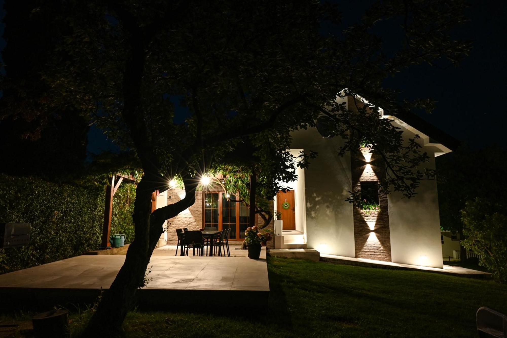 Villa House Wisteria Rakovica Esterno foto